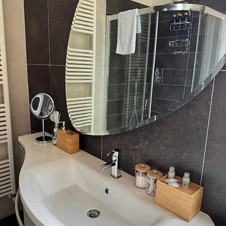 Apartman Marconi 10 - Vivi Un Fiorentino *